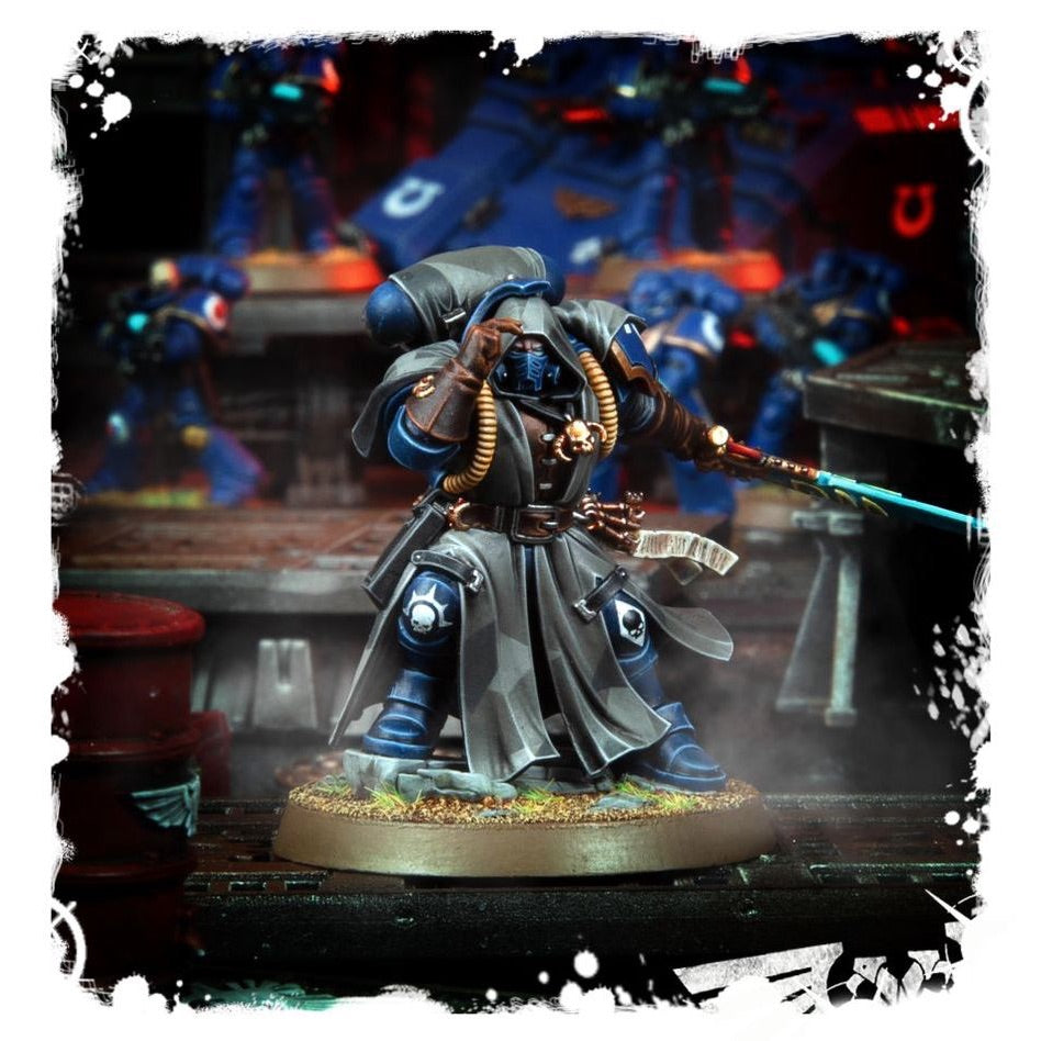 WARHAMMER 40K: SPACE MARINES PRIMARIS LIBRARIAN IN PHOBOS ARMOUR