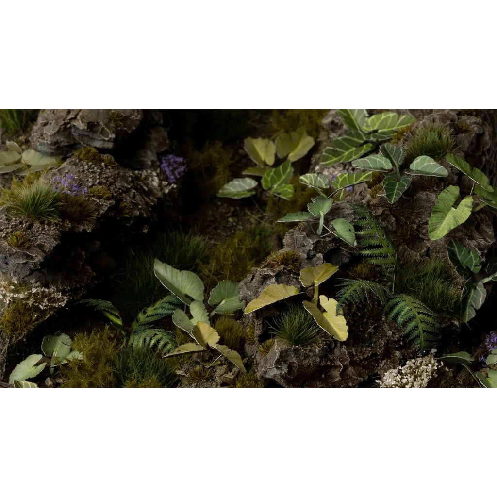 GAMER'S GRASS: LASER PLANTS ELEPHANT EAR