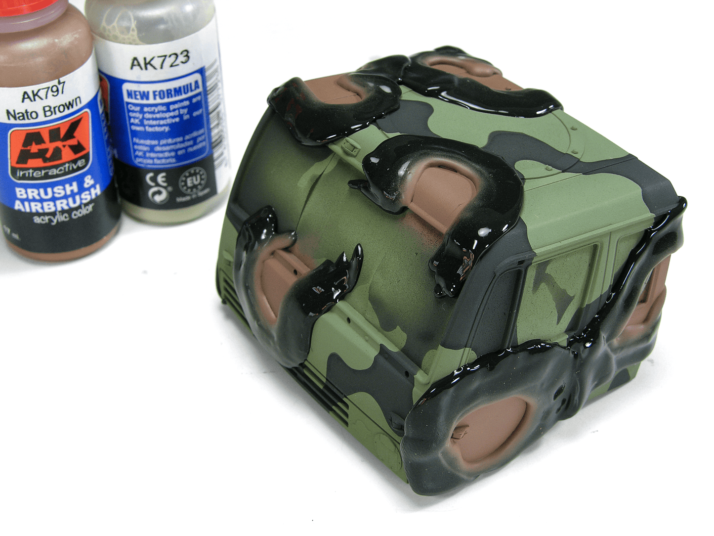 AK INTERACTIVE: CAMOUFLAGE ELASTIC PUTTY
