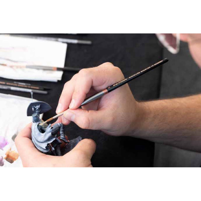 DA VINCI MINIATURE MAESTRO SERIES 76 ROUND, SHORT AND POINTED KOLINSKY SABLE BRUSHES